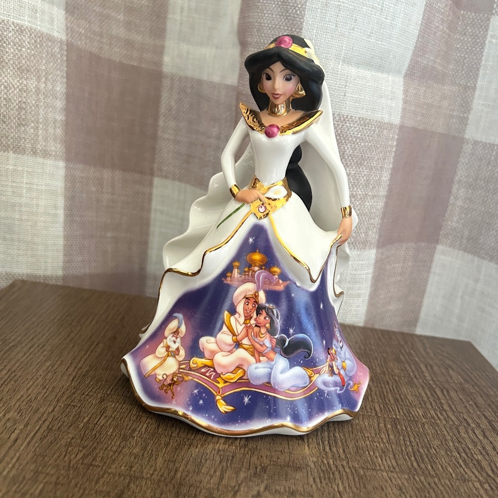 Bride Jasmine Disney 2004 Bradford Editions Collectible